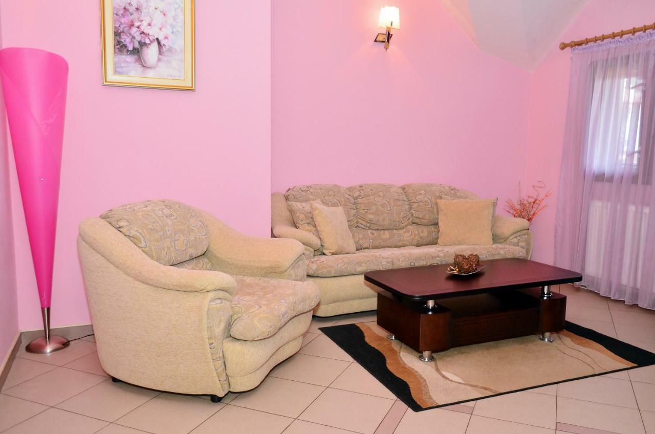 Family Hotel Maraya Arbanasi Luaran gambar